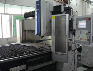 電腦激光切割機